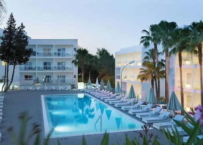 Grupotel Ibiza Beach Resort - Adults Only